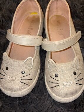 Maggie & Zoe Glitter Cat in Cream